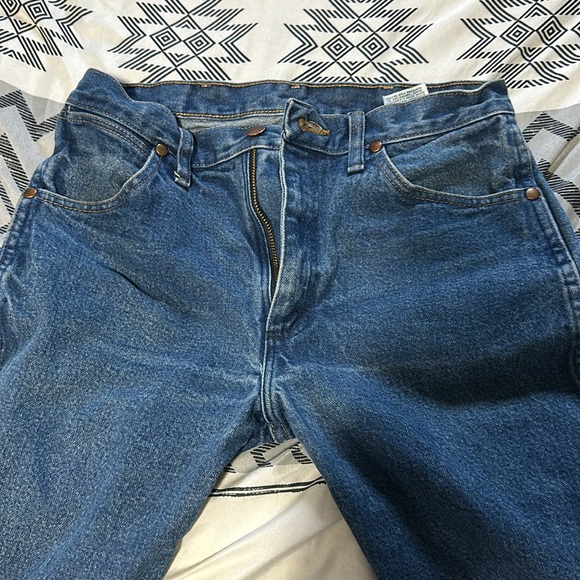 Vintage Wrangler Cowboy cut jeans size 29 waist 32 length - Picture 2 of 5